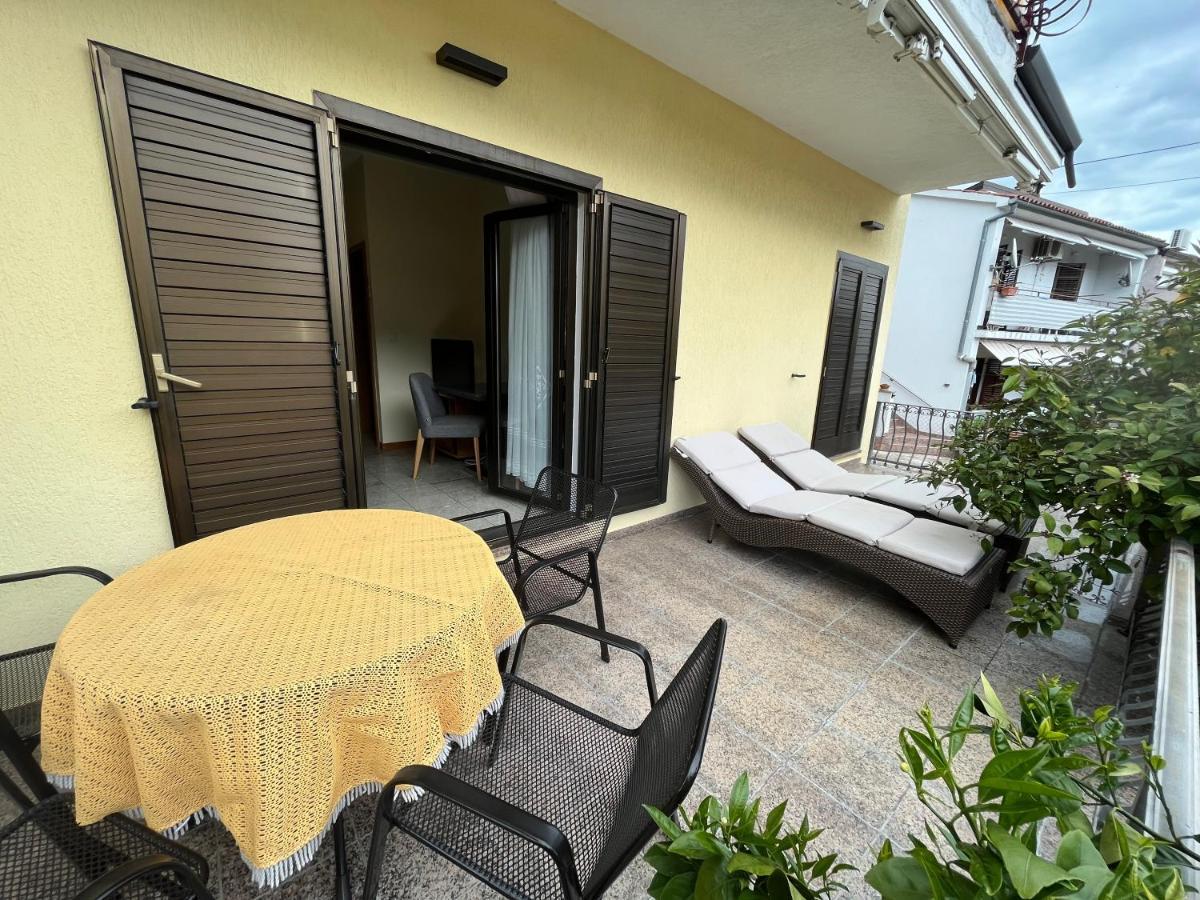 Holiday Apartments Sonne Rovinj Eksteriør billede